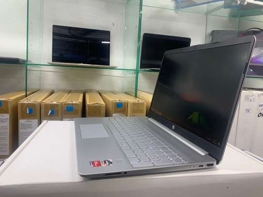 hp-laptop-15s-eq1xxx-4go-et-512go-ssd-neuf-dans-carton-big-2